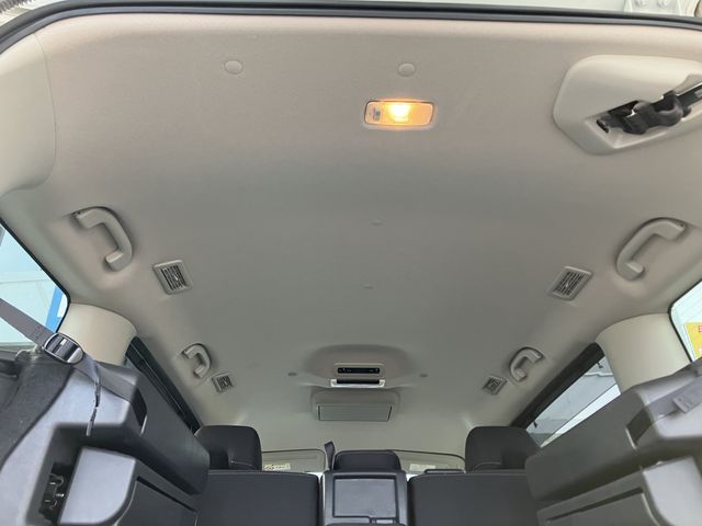 Nissan SERENA 2018-11 9217-23