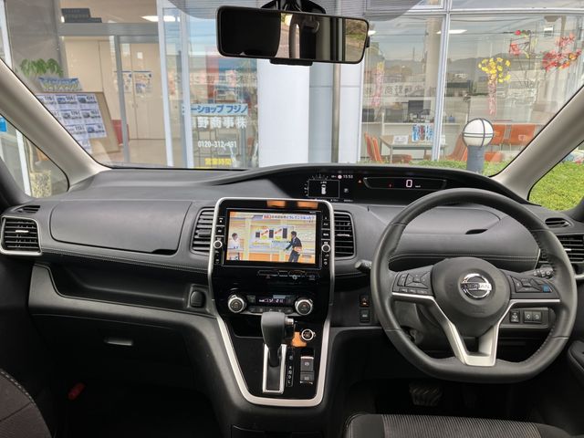Nissan SERENA 2018-11 9217-3