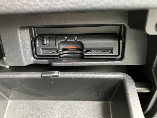Nissan SERENA 2018-11 9217-22