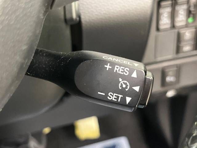 Toyota ROOMY 2019-09 8112-5