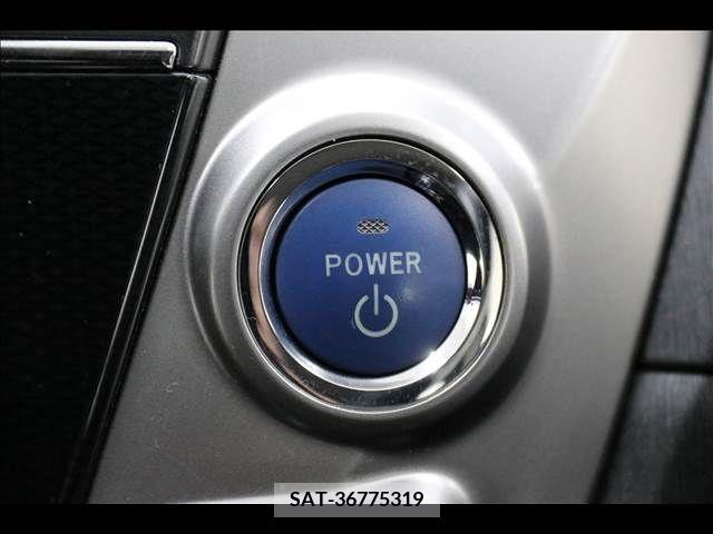 Toyota PRIUS ALPHA 2015-02 385859-12