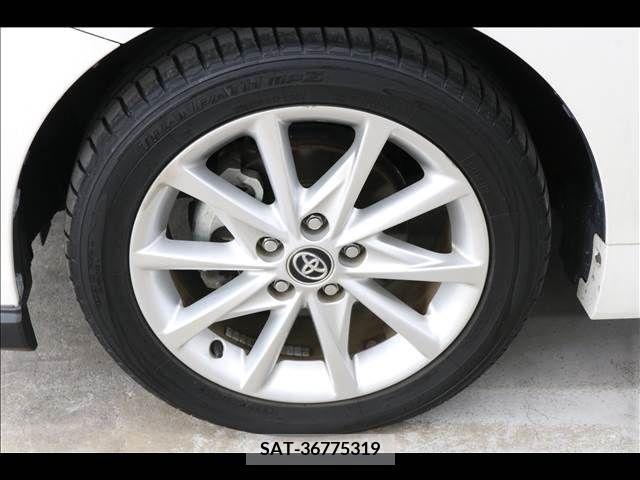 Toyota PRIUS ALPHA 2015-02 385859-9