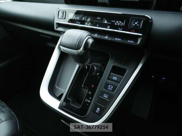 Toyota VOXY 2023-10 382852-14