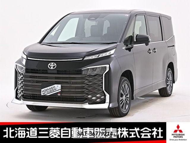 Toyota VOXY 2023-10 382852-0