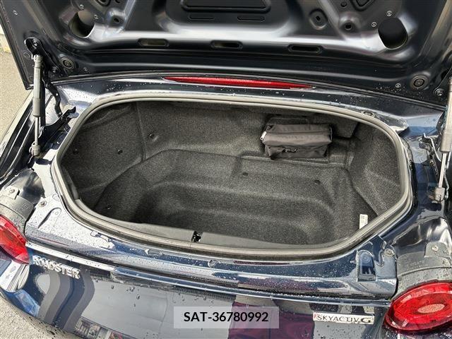 Mazda ROADSTER 2021-05 283404-16