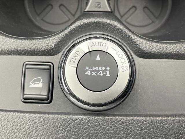 Nissan X-TRAIL 2018-06 186004-3