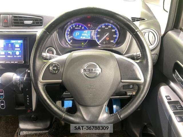 Nissan DAYZ 2013-08 387660-11