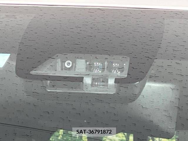 Toyota VOXY 2019-04 289239-2