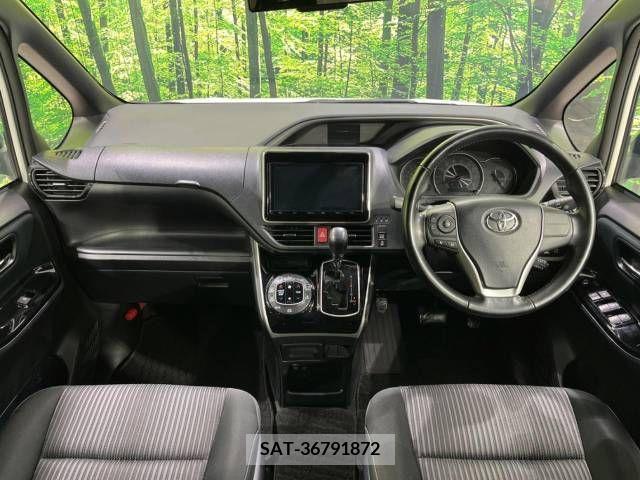 Toyota VOXY 2019-04 289239-1