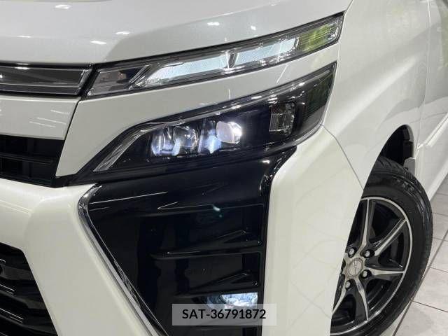 Toyota VOXY 2019-04 289239-13