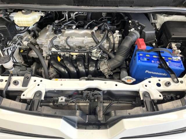 Toyota VOXY 2018-07 181142-18