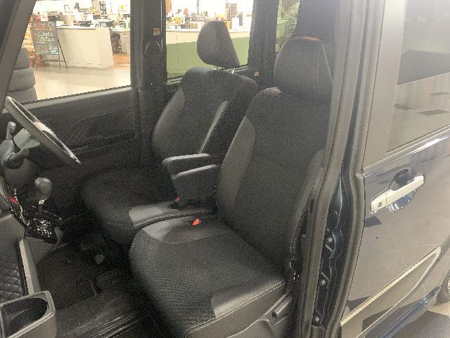 Daihatsu TANTO CUSTOM 2021-12 183517-12