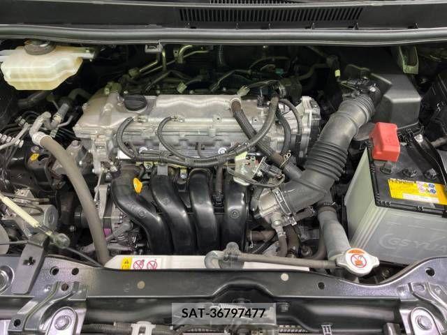 Toyota VOXY 2019-05 289251-18