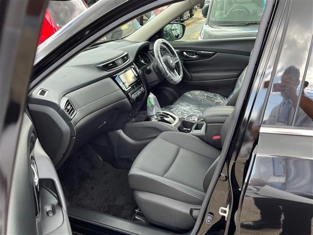 Nissan X-TRAIL 2019-06 22185-2