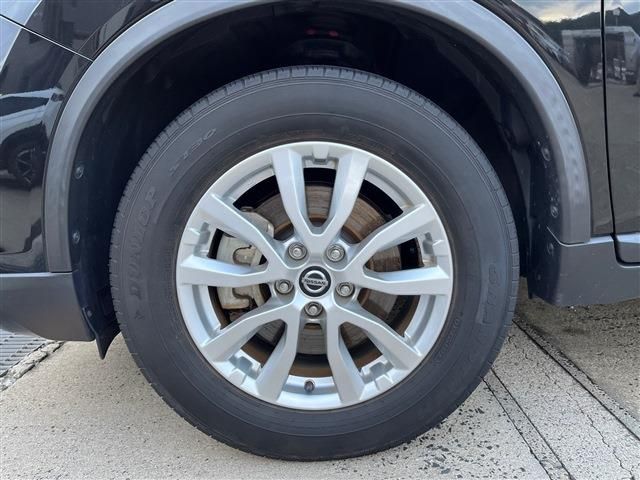 Nissan X-TRAIL 2019-06 22185-7
