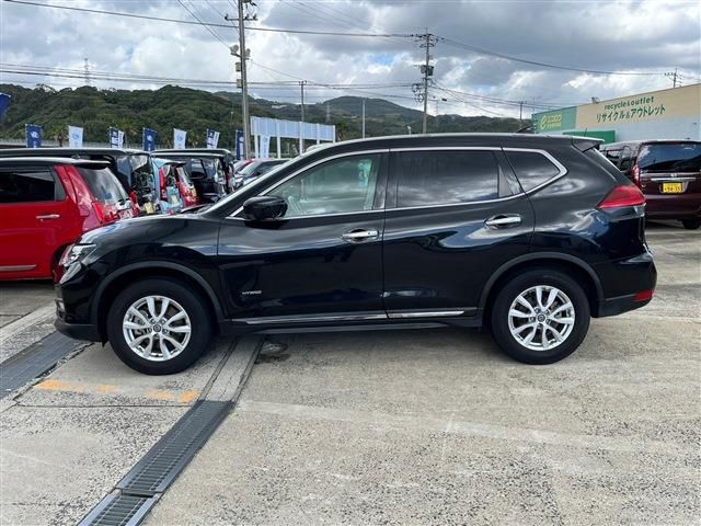 Nissan X-TRAIL 2019-06 22185-6