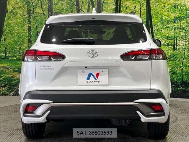 Toyota COROLLA CROSS 2022-02 332518-15