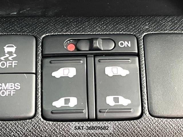 Honda e 2011-12 250998-5