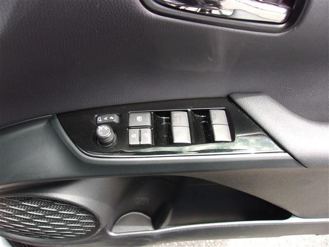 Toyota PRIUS 2020-06 3312-19