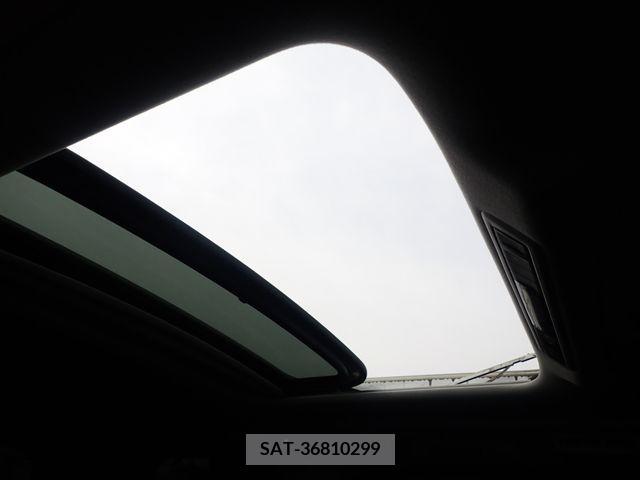 Toyota VELLFIRE 2019-01 234382-19