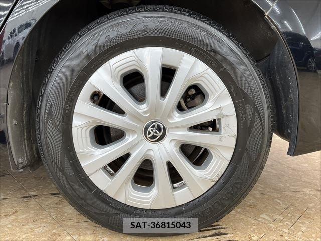 Toyota PRIUS 2019-08 281964-13