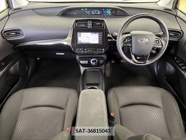 Toyota PRIUS 2019-08 281964-16
