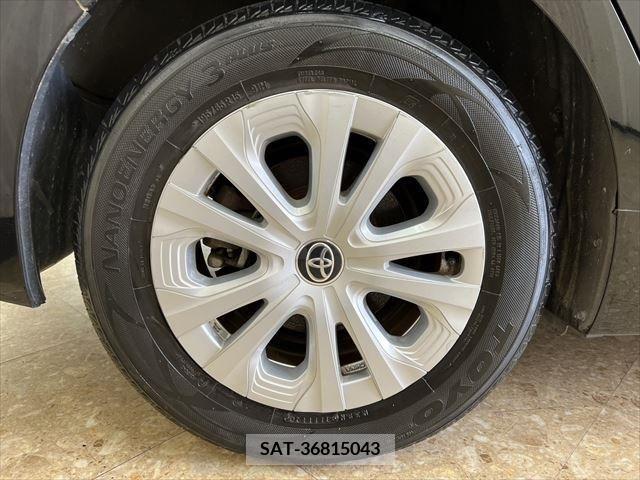 Toyota PRIUS 2019-08 281964-14