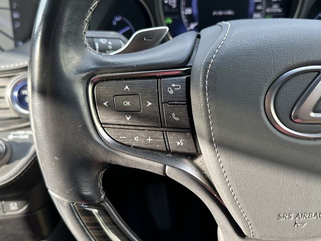 Lexus LS 2017-12 14909-25