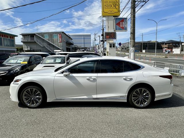 Lexus LS 2017-12 14909-3