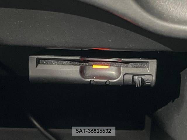Nissan NOTE 2019-07 239414-5