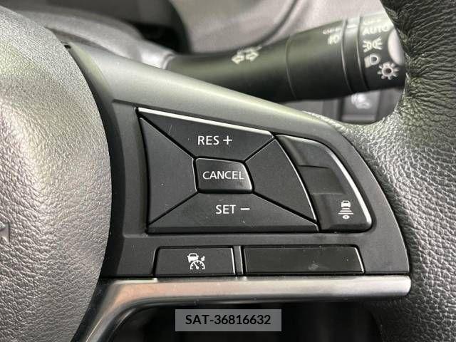 Nissan NOTE 2019-07 239414-6
