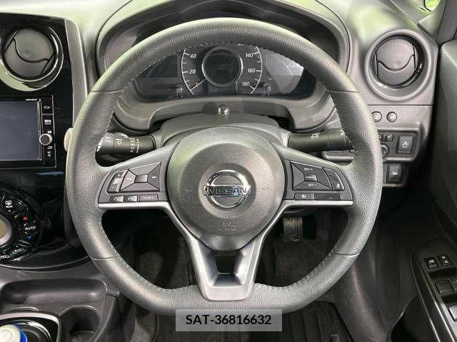 Nissan NOTE 2019-07 239414-11