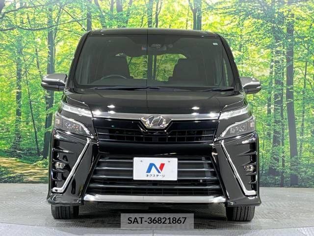 Toyota VOXY 2018-06 288977-14