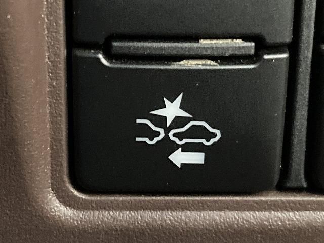 Toyota ESQUIRE 2016-11 195336-5