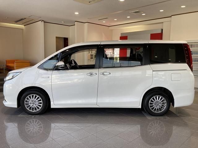 Toyota ESQUIRE 2016-11 195336-15