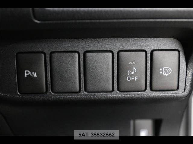 Lexus CT 2011-07 353932-14