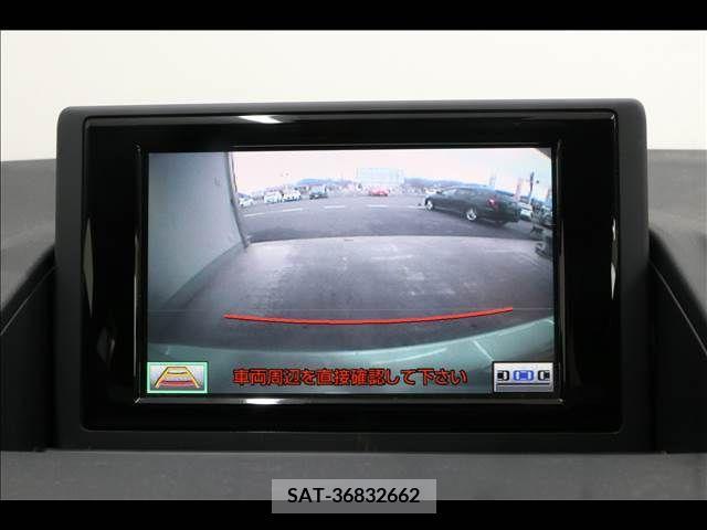 Lexus CT 2011-07 353932-4