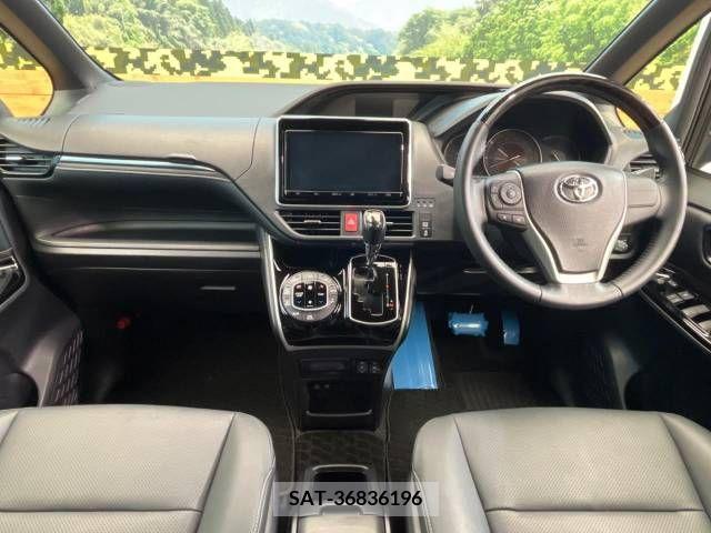 Toyota ESQUIRE 2020-12 268578-1