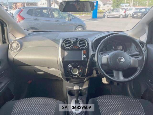 Nissan NOTE 2014-01 392970-1