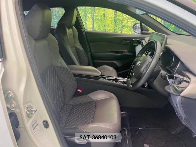 Toyota C-HR 2020-06 332290-3