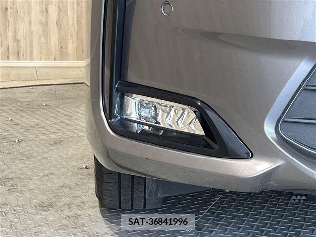 Nissan SERENA 2020-06 284169-10