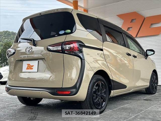Toyota SIENTA 2019-10 433503-12