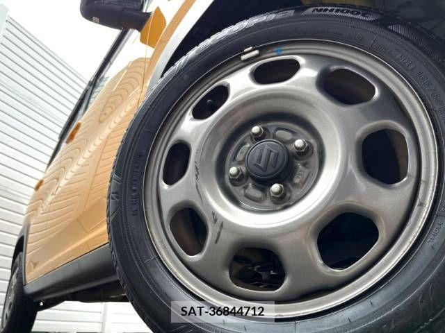 Suzuki HUSTLER 2018-06 329837-17
