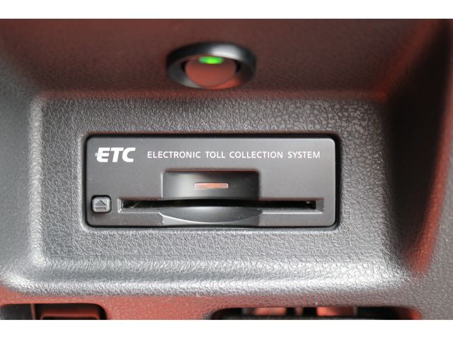 Nissan GT-R 2011-03 5532-21