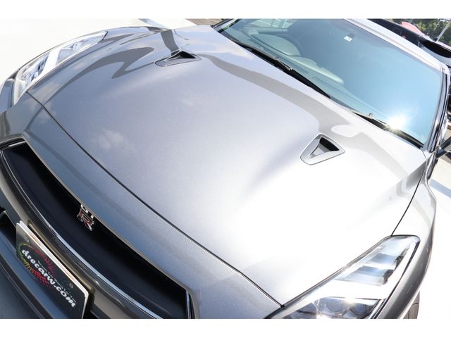 Nissan GT-R 2011-03 5532-13