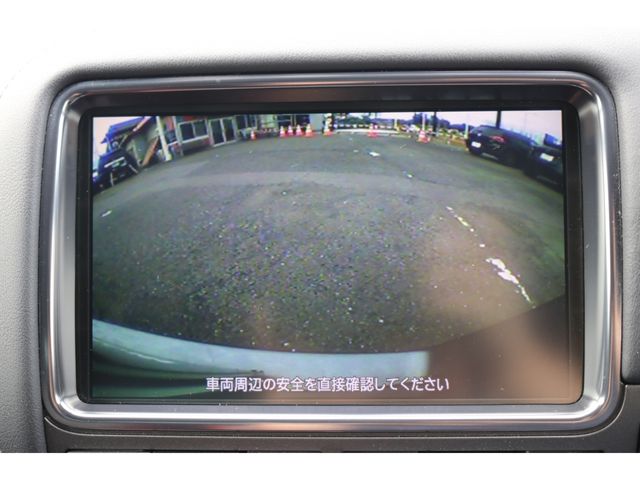 Nissan GT-R 2011-03 5532-24