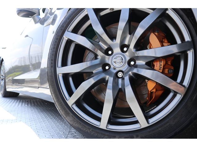 Nissan GT-R 2011-03 5532-14