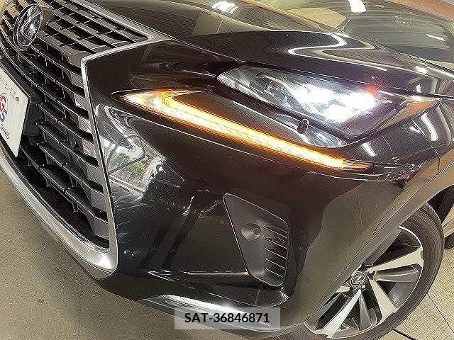 Lexus NX 2018-09 388213-9