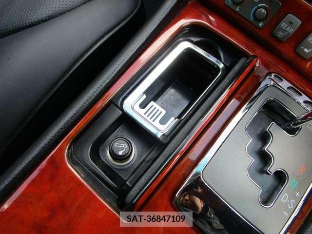 Toyota CELSIOR 2004-06 375636-19