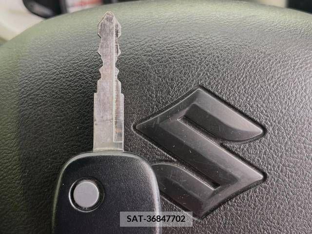 Suzuki ALTO 2015-07 328036-5
